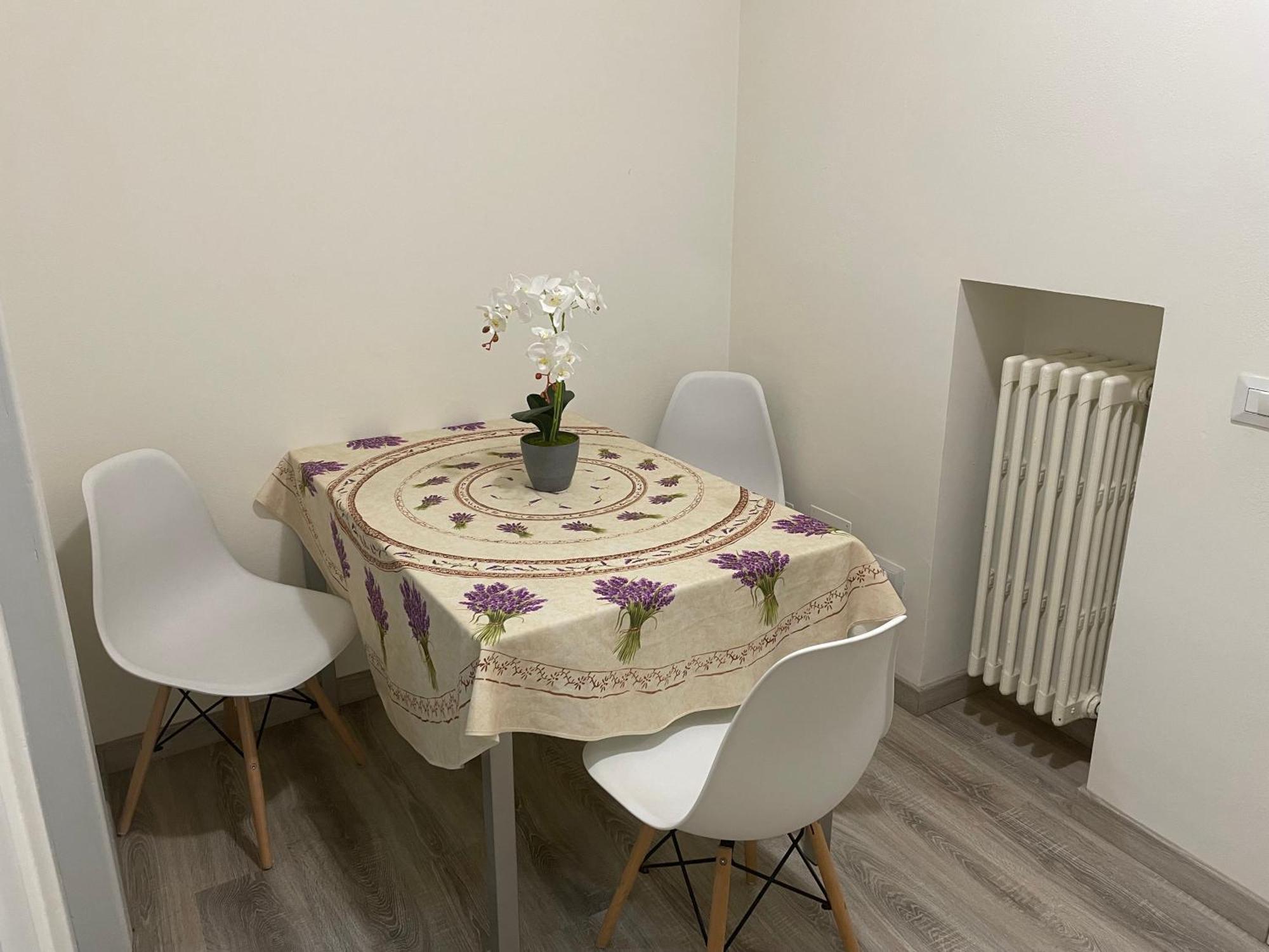 Ferienwohnung La Violetta Di Parma // Del Ducato Exterior foto