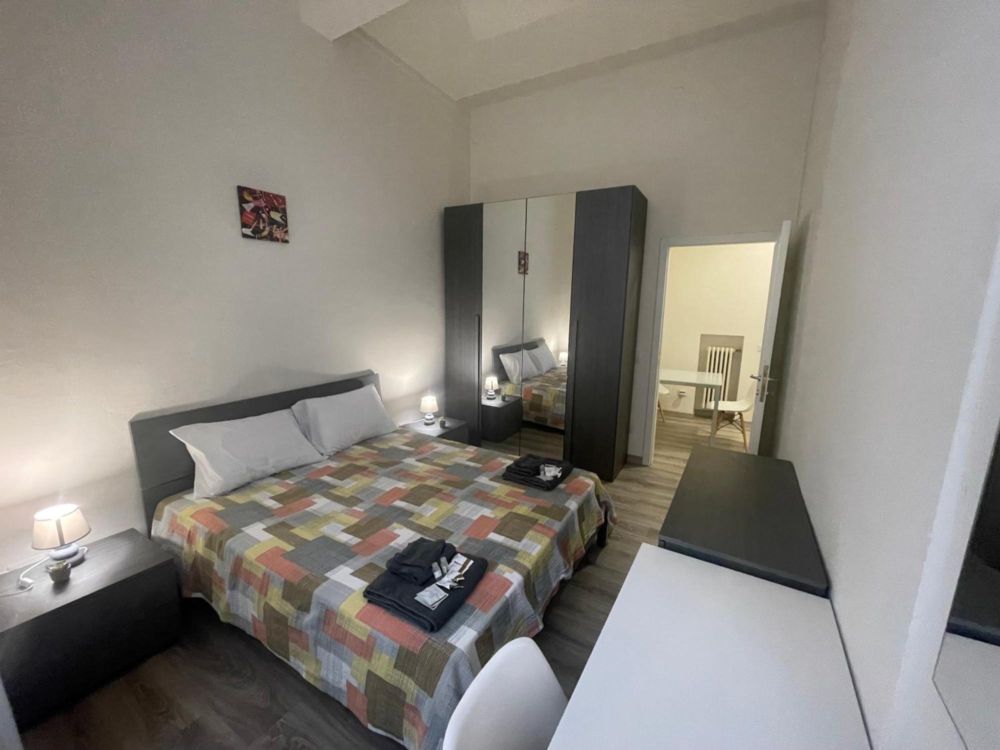 Ferienwohnung La Violetta Di Parma // Del Ducato Exterior foto