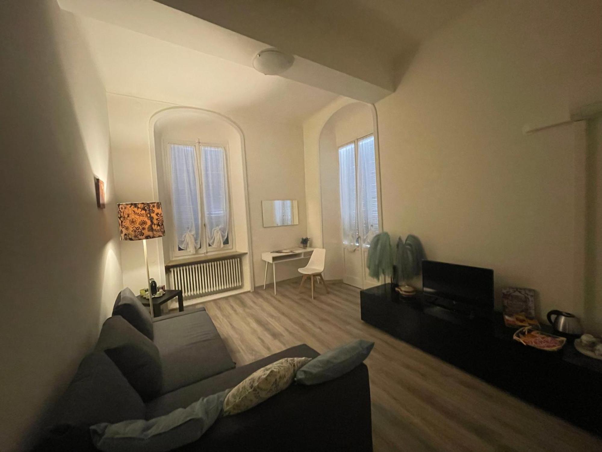 Ferienwohnung La Violetta Di Parma // Del Ducato Exterior foto